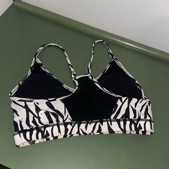 ZYIA Active Zebra Sports Bra - Picture 3 of 4